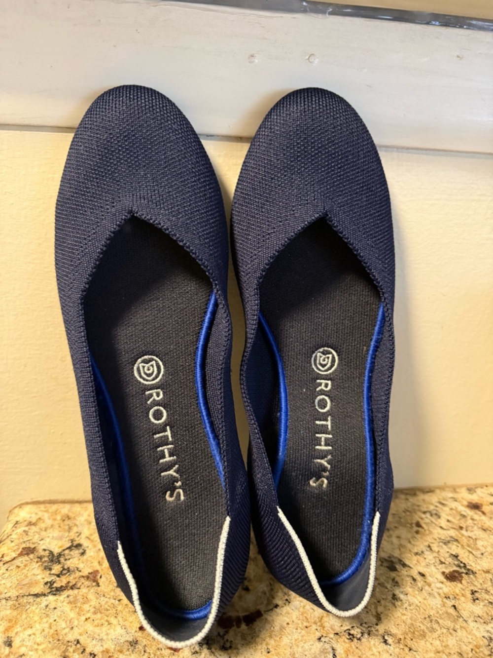 Rothy's Navy blue  Knit Slip-On Flats with White Trim Womens 10